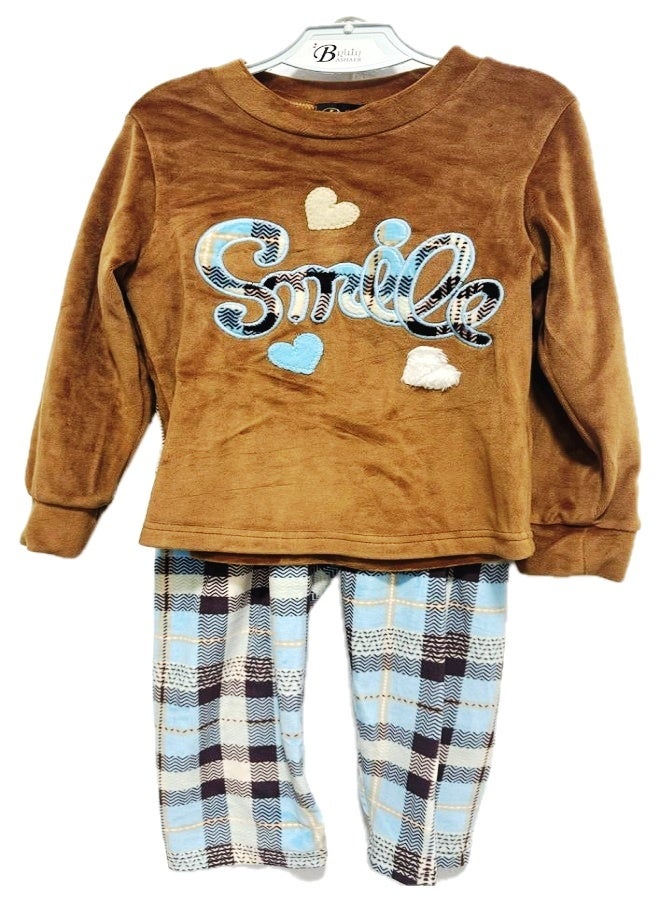 بجامة شتوي بني مخمل قبة وسط